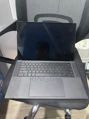Laptop Dell Precision 5550 16GB Intel Core I7 SSD 512GB