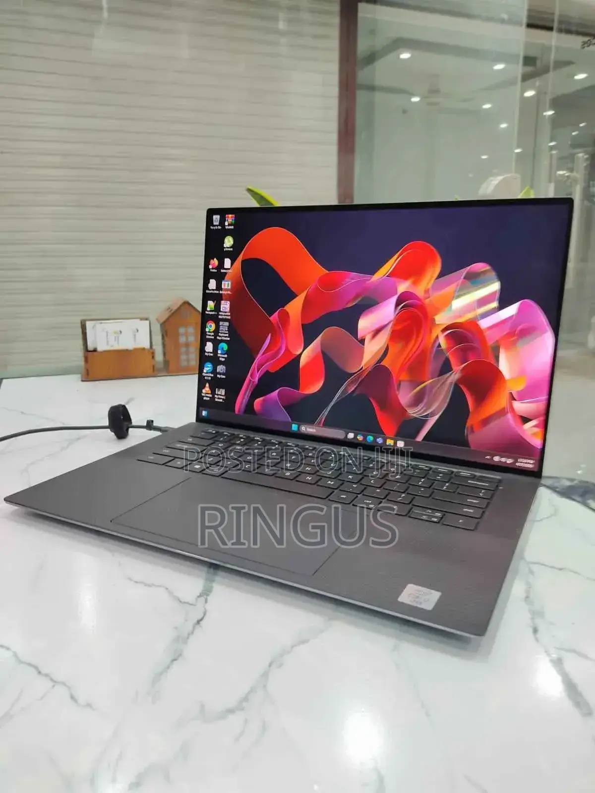 Laptop Dell Precision 5550 16GB Intel Core i7 SSD 512GB