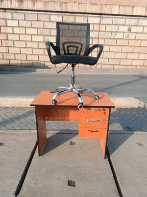 Unique Swivel Mesh Office Chair With Office Desk Fd3w