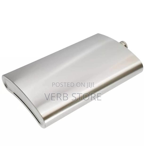 Giant 1.8l Whiskey Bottle - thumbnail 2