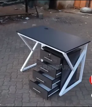 Office Desk And Drawer