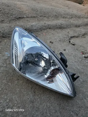 Mitsubishi Lancer Cedia Headlights