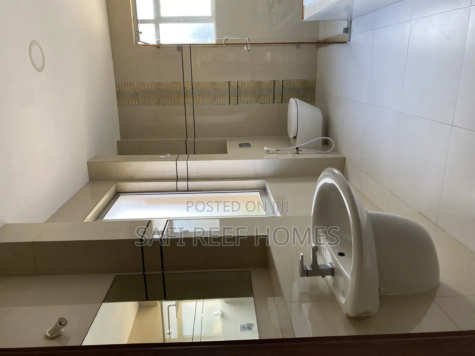 4bdrm Penthouse in Nyali for rent