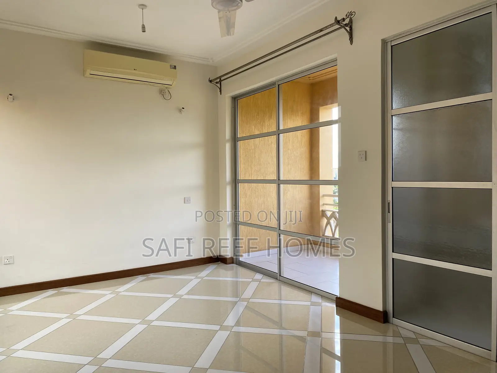 4bdrm Penthouse in Nyali for rent