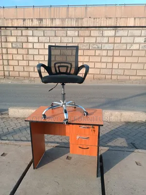 Unique Design Office Desk With Mesh Office Chair Gf8mj