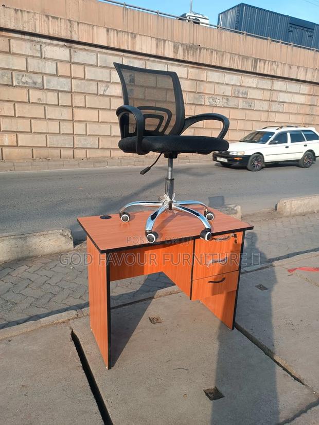 New Office Desk With Adjustable Mesh Office Chair Jk6x