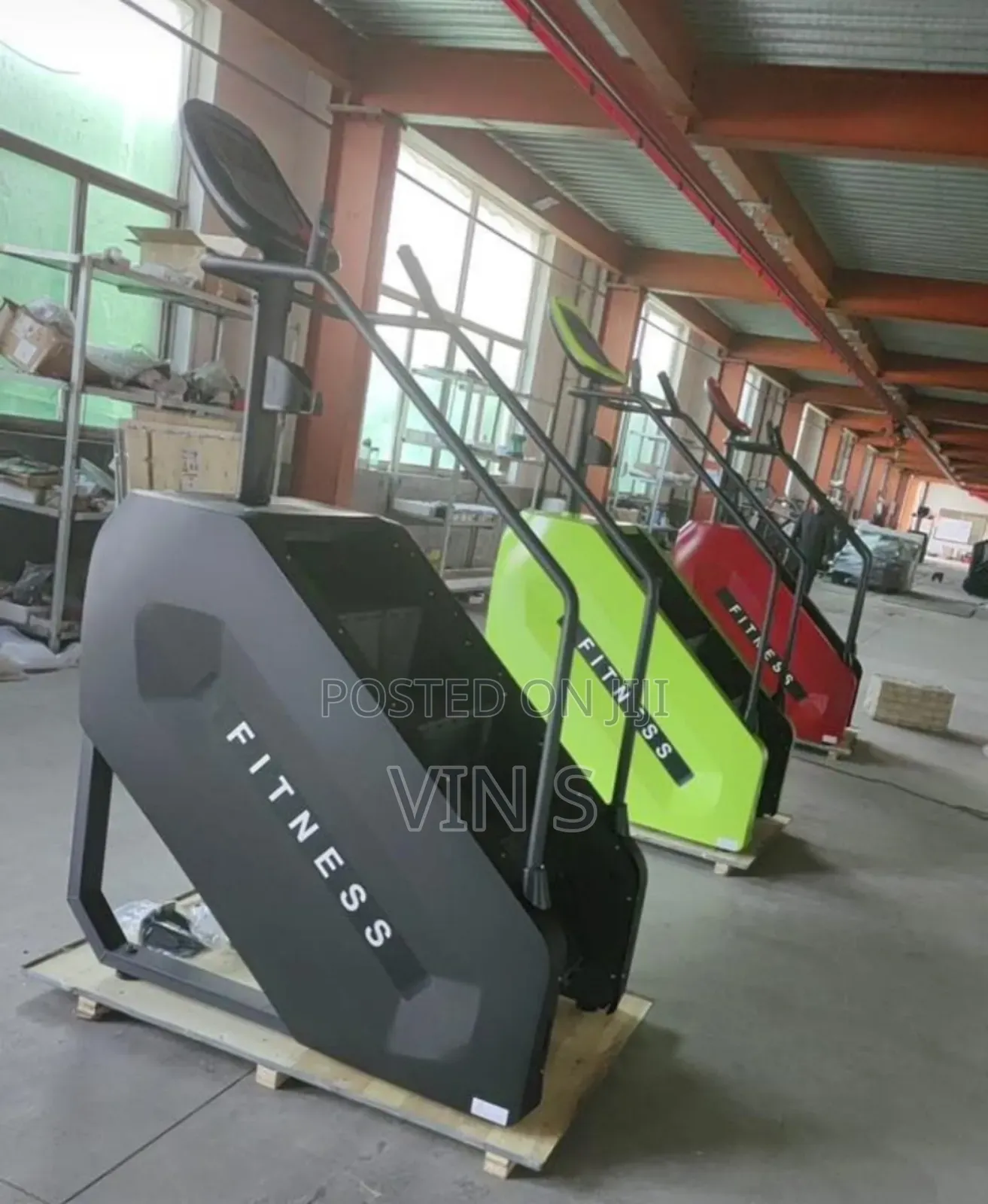 Stairmasters, Stãirmasters; Stairmastèrs