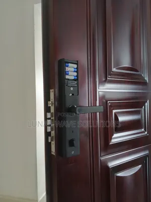 Metal Door Smart Lock With Tuya App