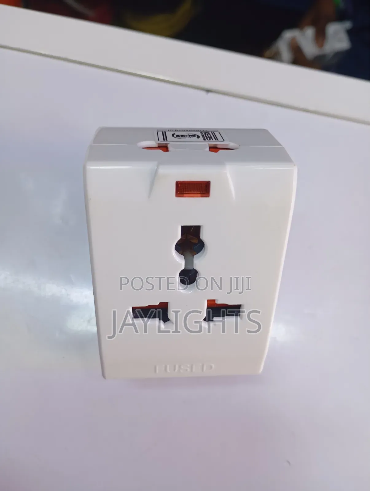 Universal Multi Tourism Conversion Plug