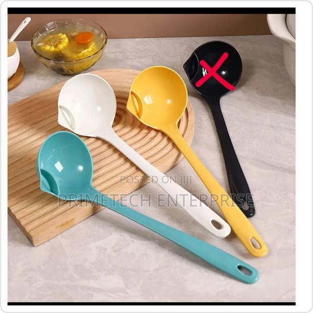 Plastic Oil Separator Spoon - main view