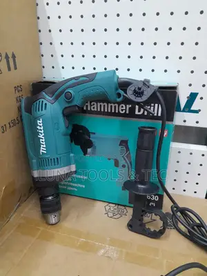 Makita Impacts Drill 710w and Chunk Key
