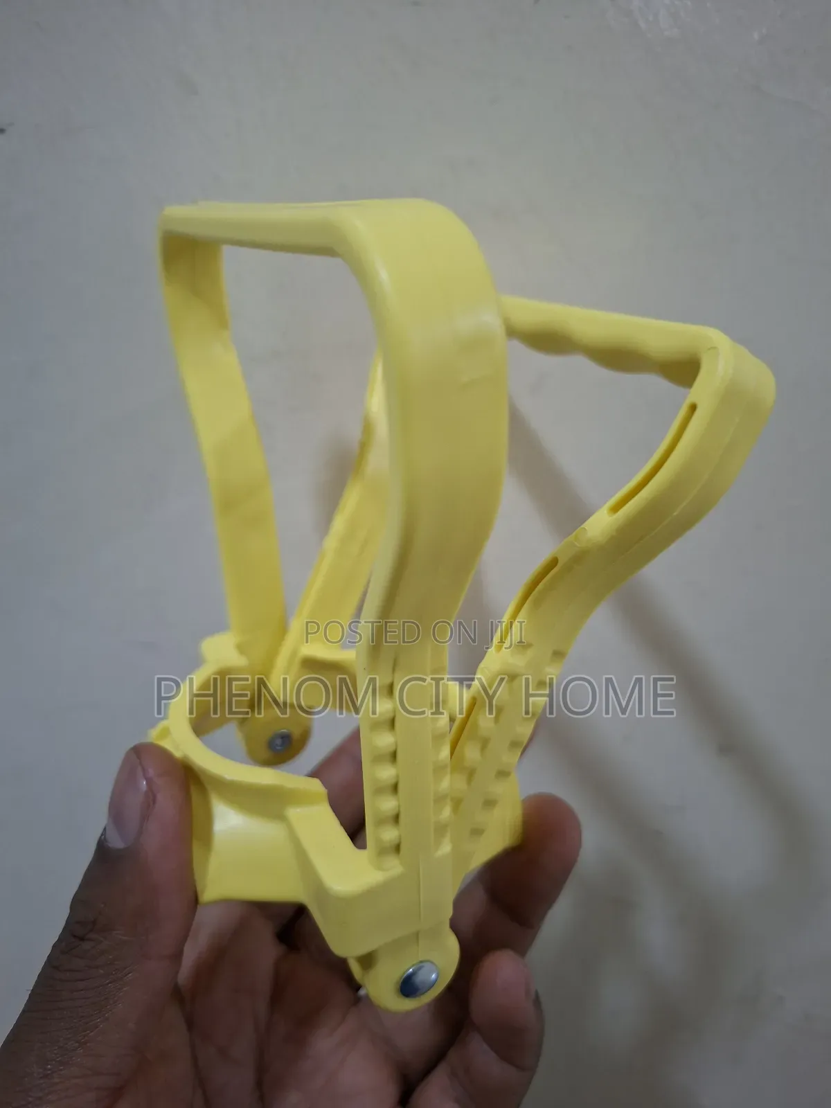 Ergonomic Bottle Lifters