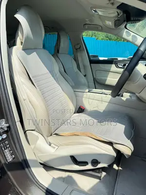 Volvo XC60 T5 R-Design FWD 2019 Gray