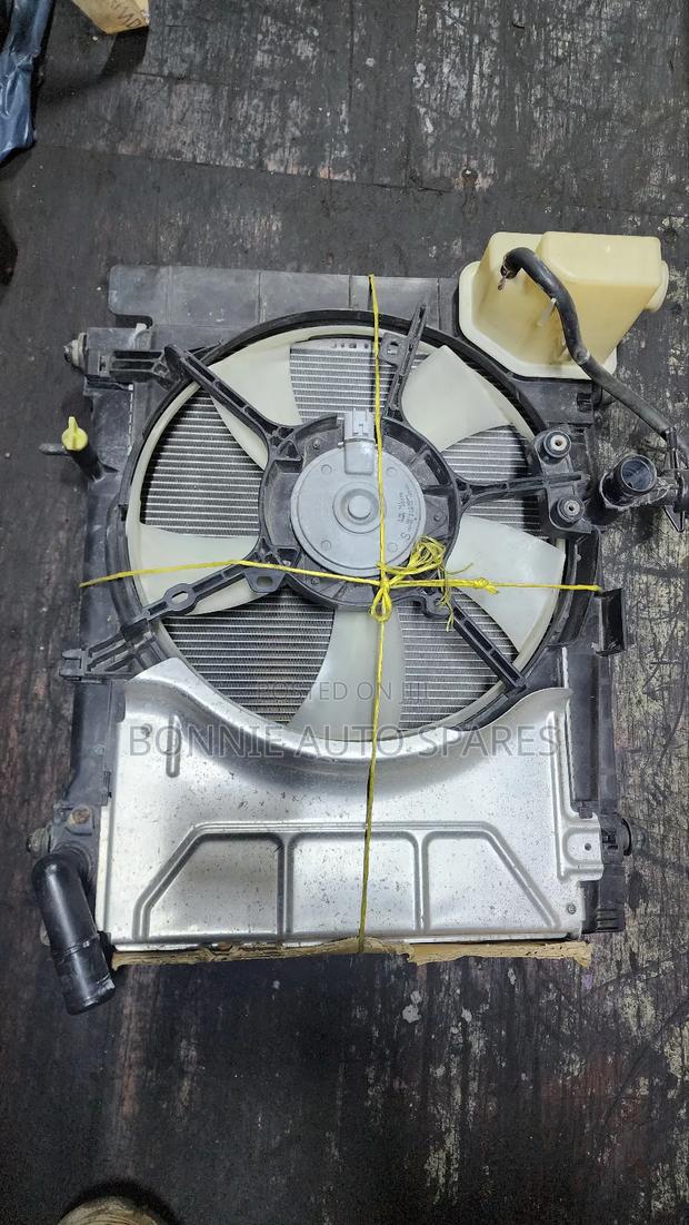 Toyota Vitz Jewella Radiator