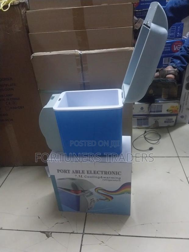 Car Fridge 7.5ltrs