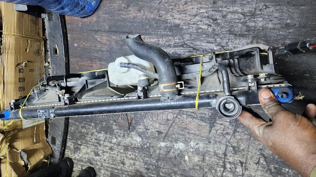 Honda Fit 2010 - thumbnail 3