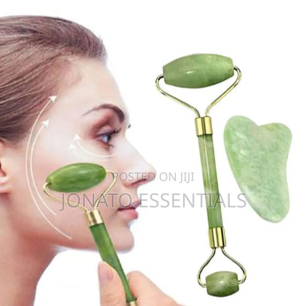 Gua Sha Jade Face Roller and Massager - main view