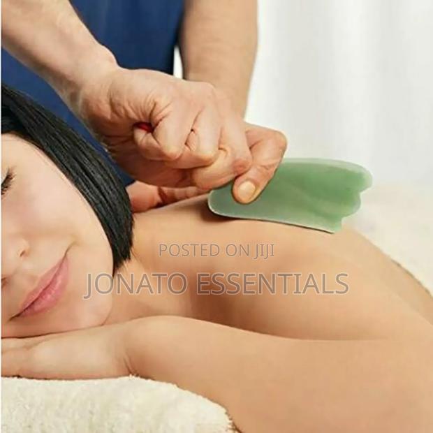 Gua Sha Jade Face Roller and Massager - thumbnail 5