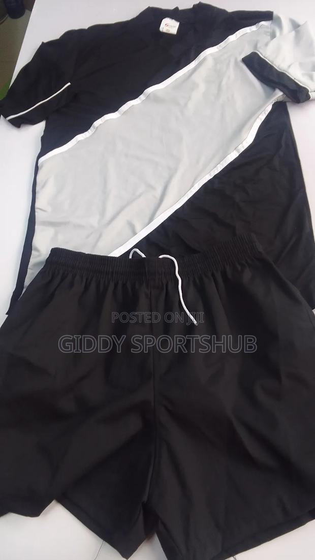 Rugby Uniform - thumbnail 2