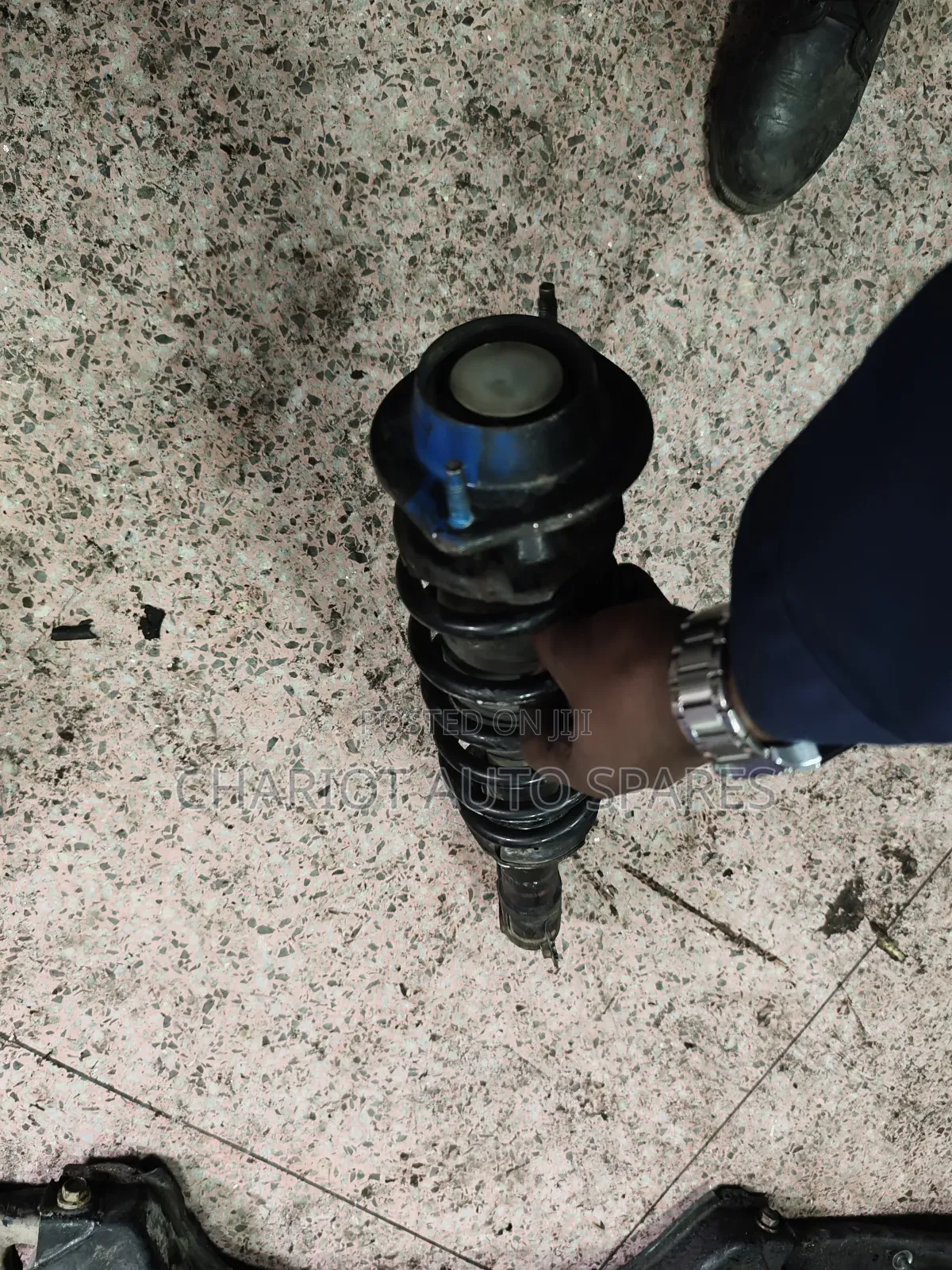 Complete Shock For Toyota Passo
