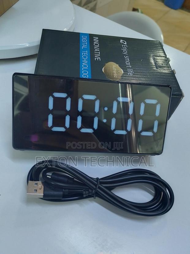 Hidden Wi-Fi Digital Table Clock Camera