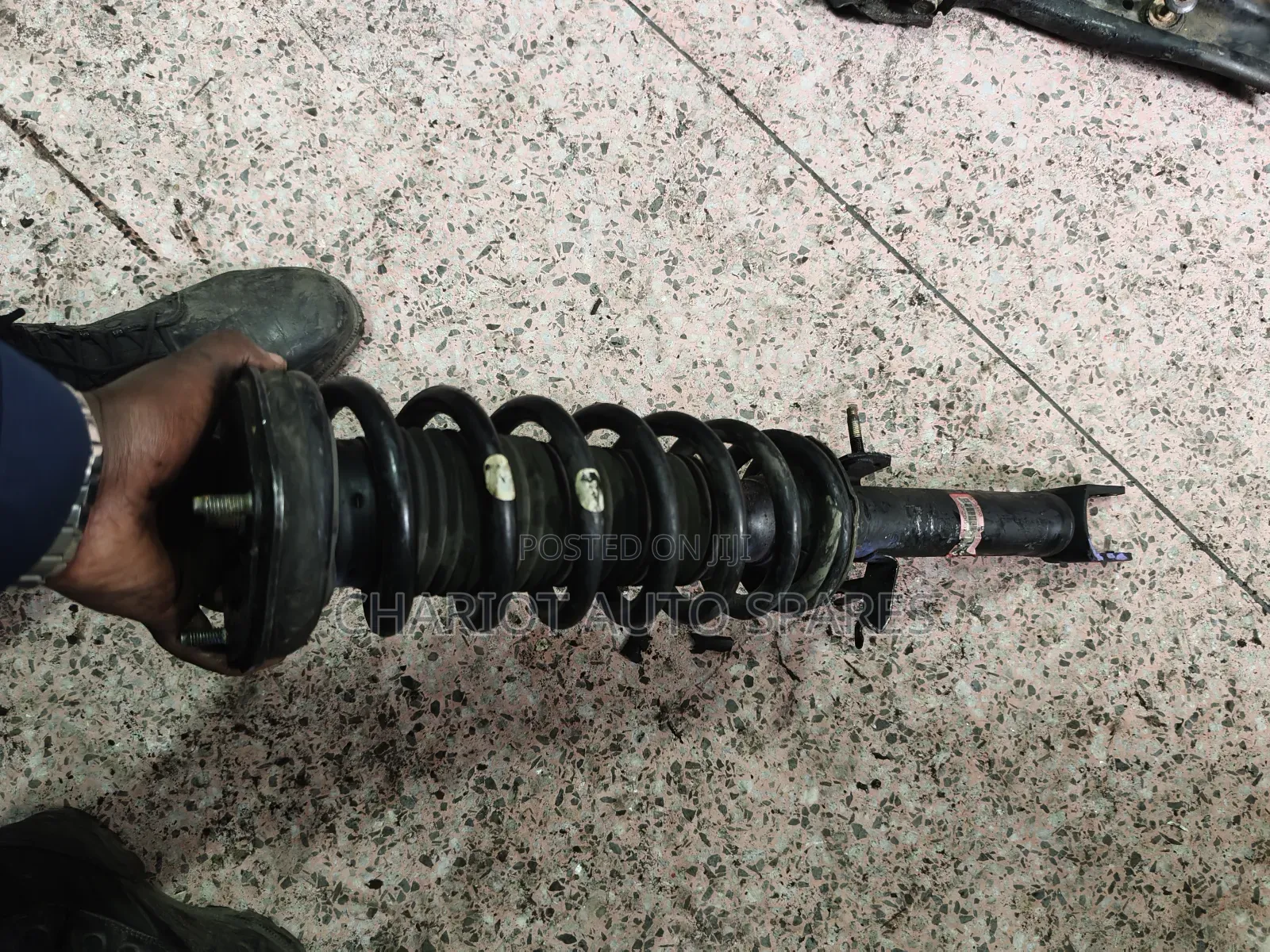 Complete Shock For Nissan Fuga
