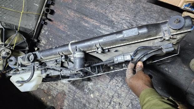 Honda Stream Radiator - thumbnail 2