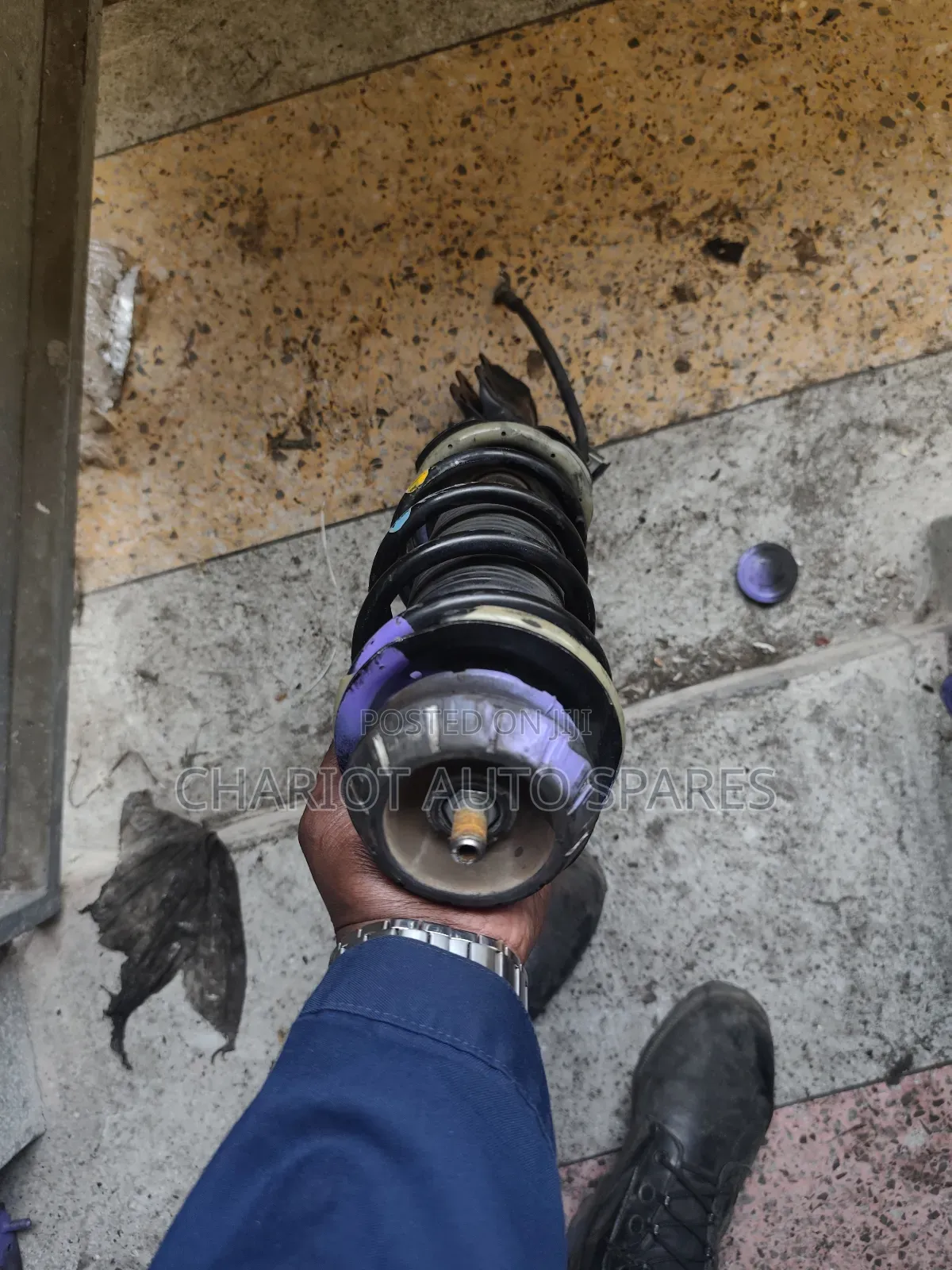 Complete Shock For Nissan Note