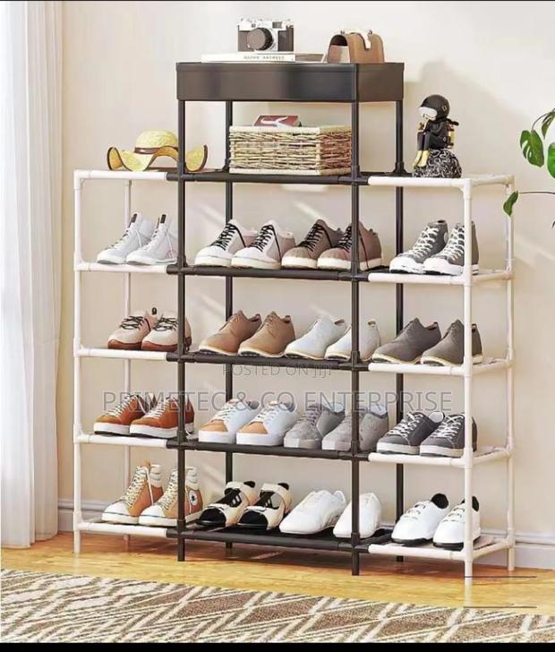 5th Floor Shoe Rack