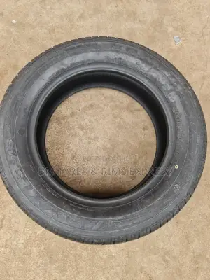 225 /60 R17 Maxxis Tyres (Hpm3)