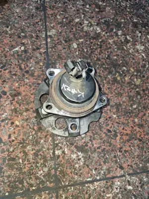 Voxy Noah Rear Hub Bearing
