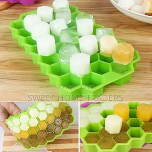 *37 Grid Silicon Ice Cube Maker* - thumbnail 2