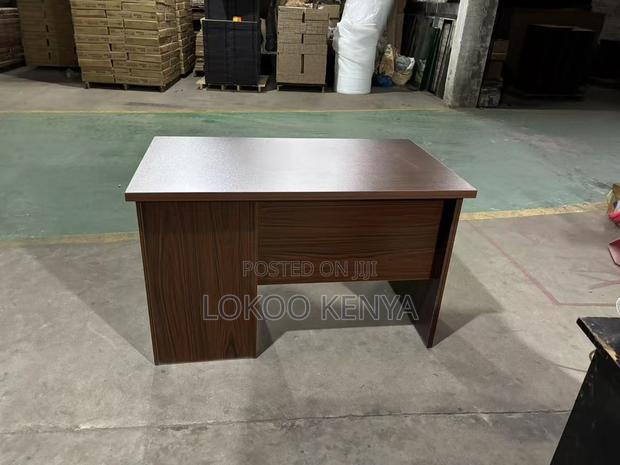 Office Desk: Versa Desk Compact – 1.2 Meter - main view