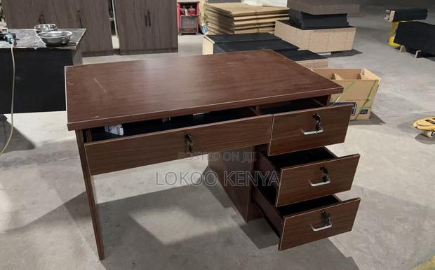 Office Desk: Versa Desk Compact – 1.2 Meter - thumbnail 3