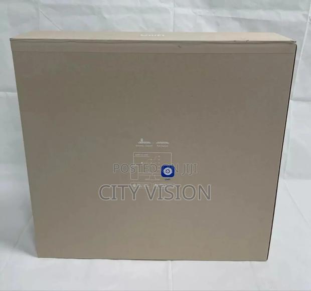 Ubiquiti Usw-Pro-Max-48-Pro Unifi 48port Multigigabit Switch - thumbnail 3