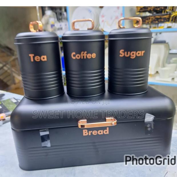 Black Bread Bin - main view
