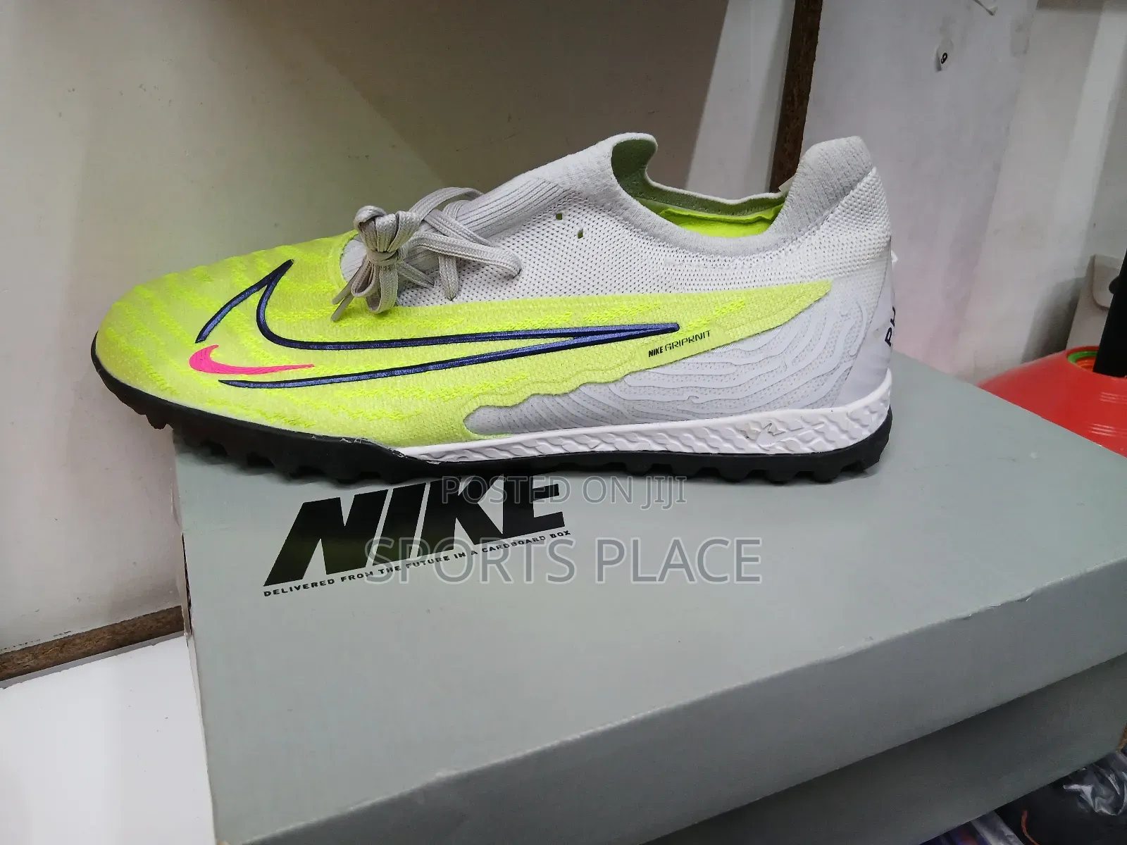 Phantom Gx Green and Gray Trainers Nike Football Tf Boots