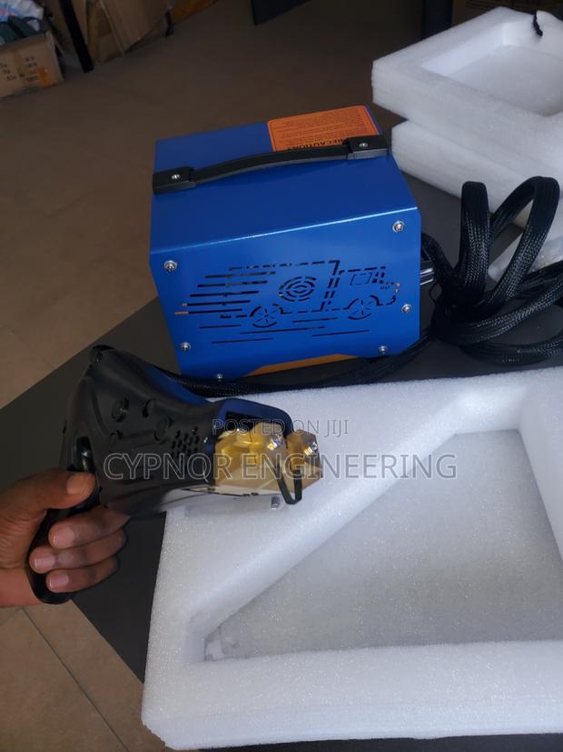 Tyre Regroover Machine