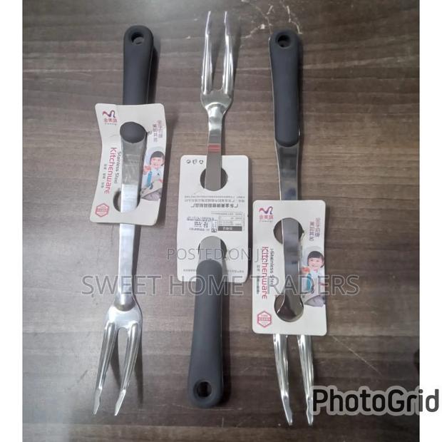 Stainless Steel Barbeque Meat Fork With Handle - main view