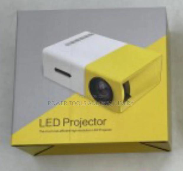 Yg300 Mini Projector - thumbnail 3