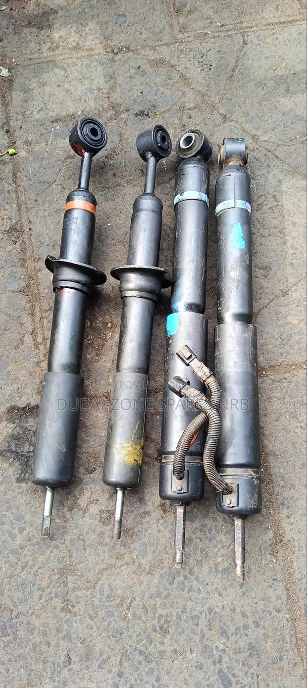 Prado J150 Shocks Switch Type. - thumbnail 4