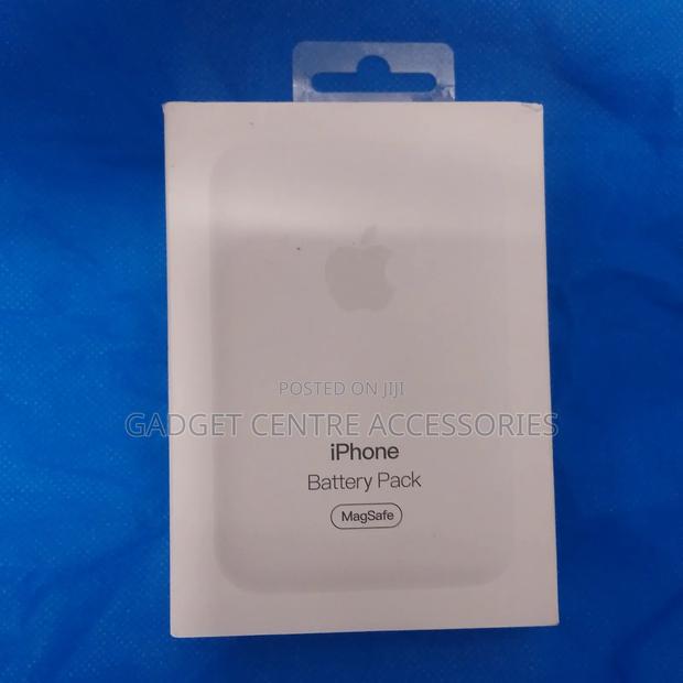 Wireless iPhone Powerbank - main view