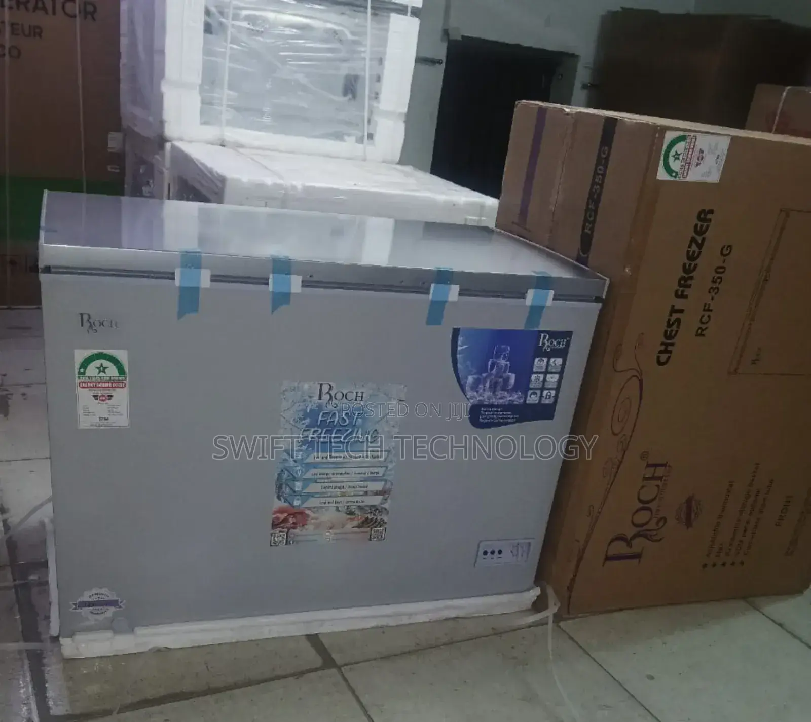 282 Litres Roch Chest Freezer With Cool Pack Sliding Glass
