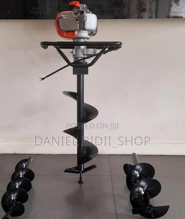 Hawking Earth Auger With 3 Bits -4 Stroke - main view