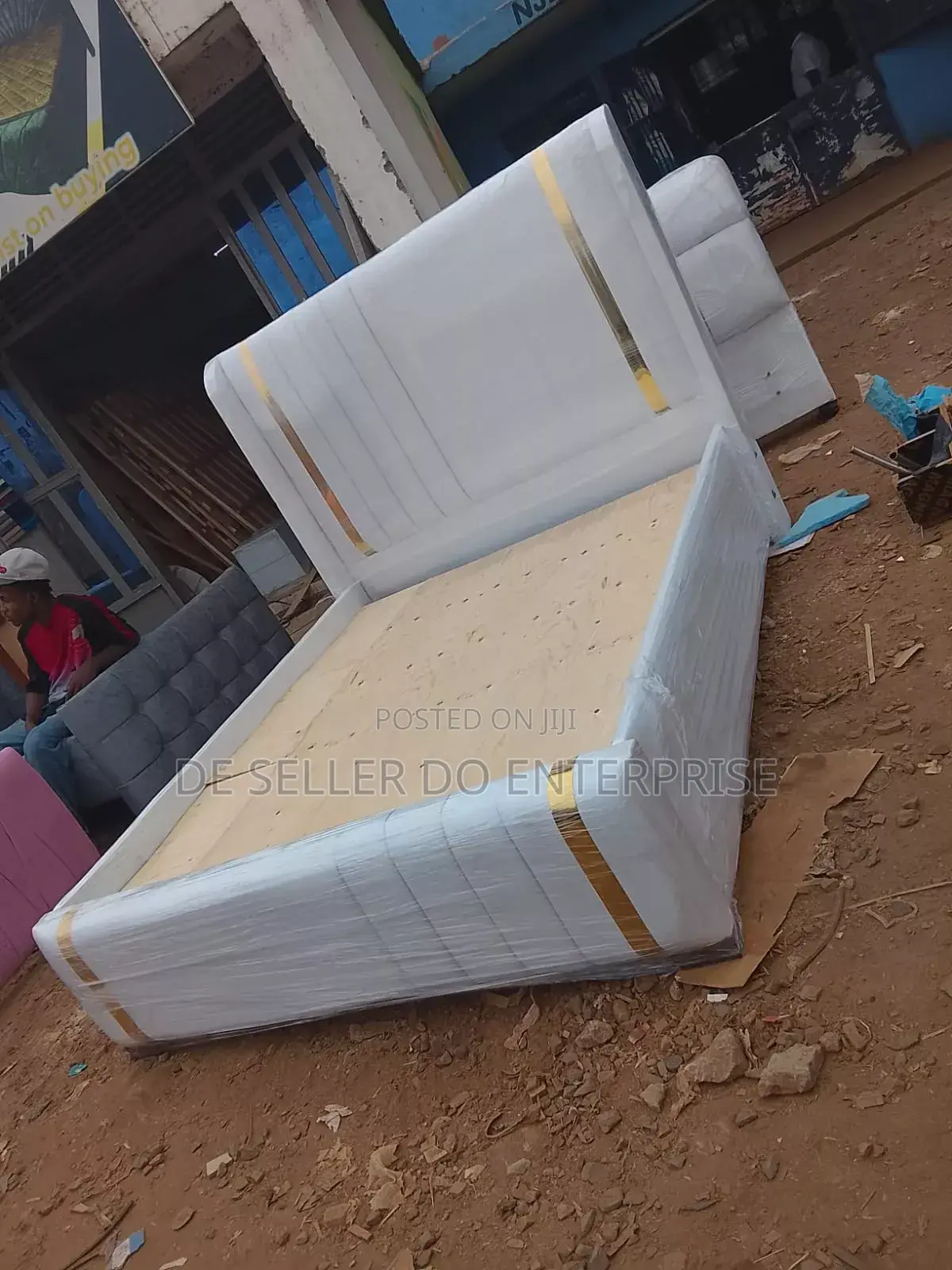 Chester Furnitured 5*6
