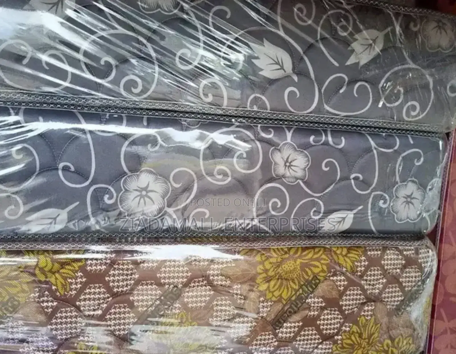 High Quality Quilted Mattress 12 Inch 6*6
