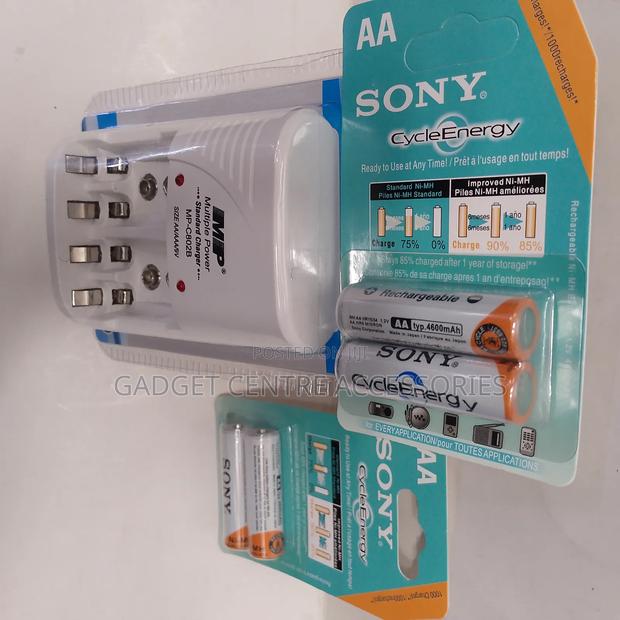 Sony Aa Batteries 2 Pairs, 9v Charger - thumbnail 2