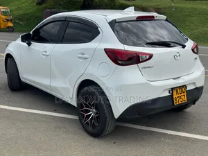 Mazda Demio 2017 White
