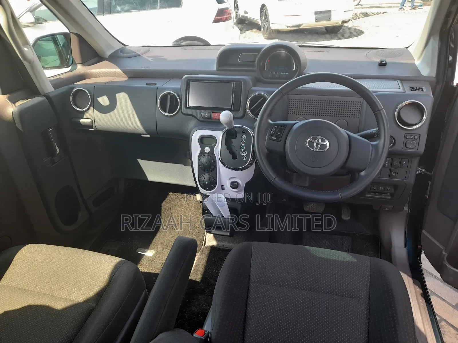 Toyota Spade 1.5 2019 Blue