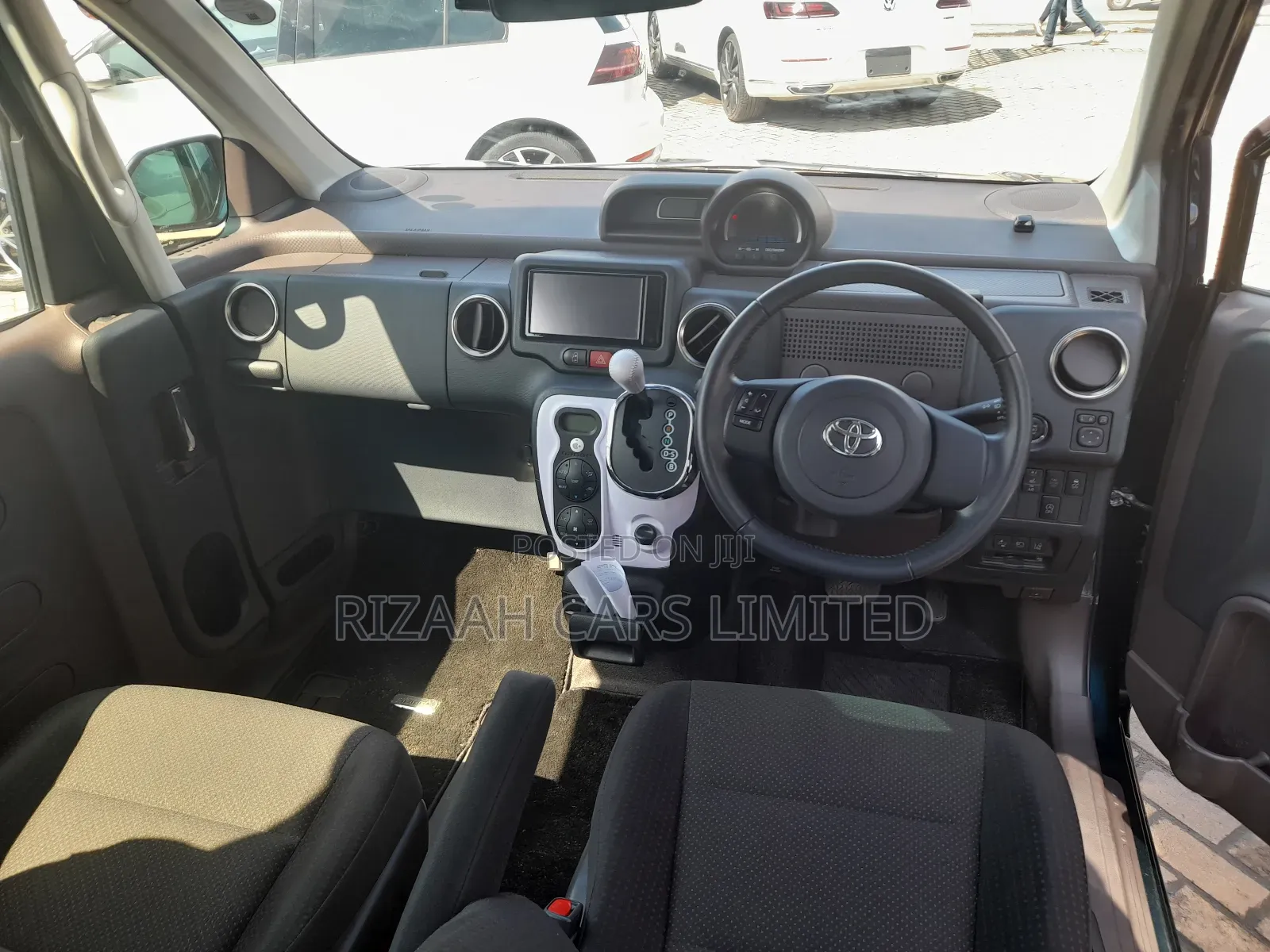 Toyota Spade 1.5 2019 Blue